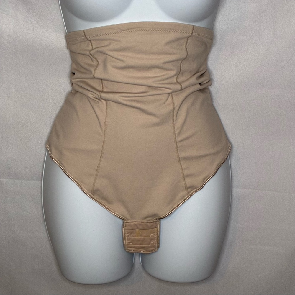 Leonisa Ultra High-Waisted Tan Shapewear size Large EUC